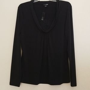 East 5th Long sleeve Top w/lace front detail